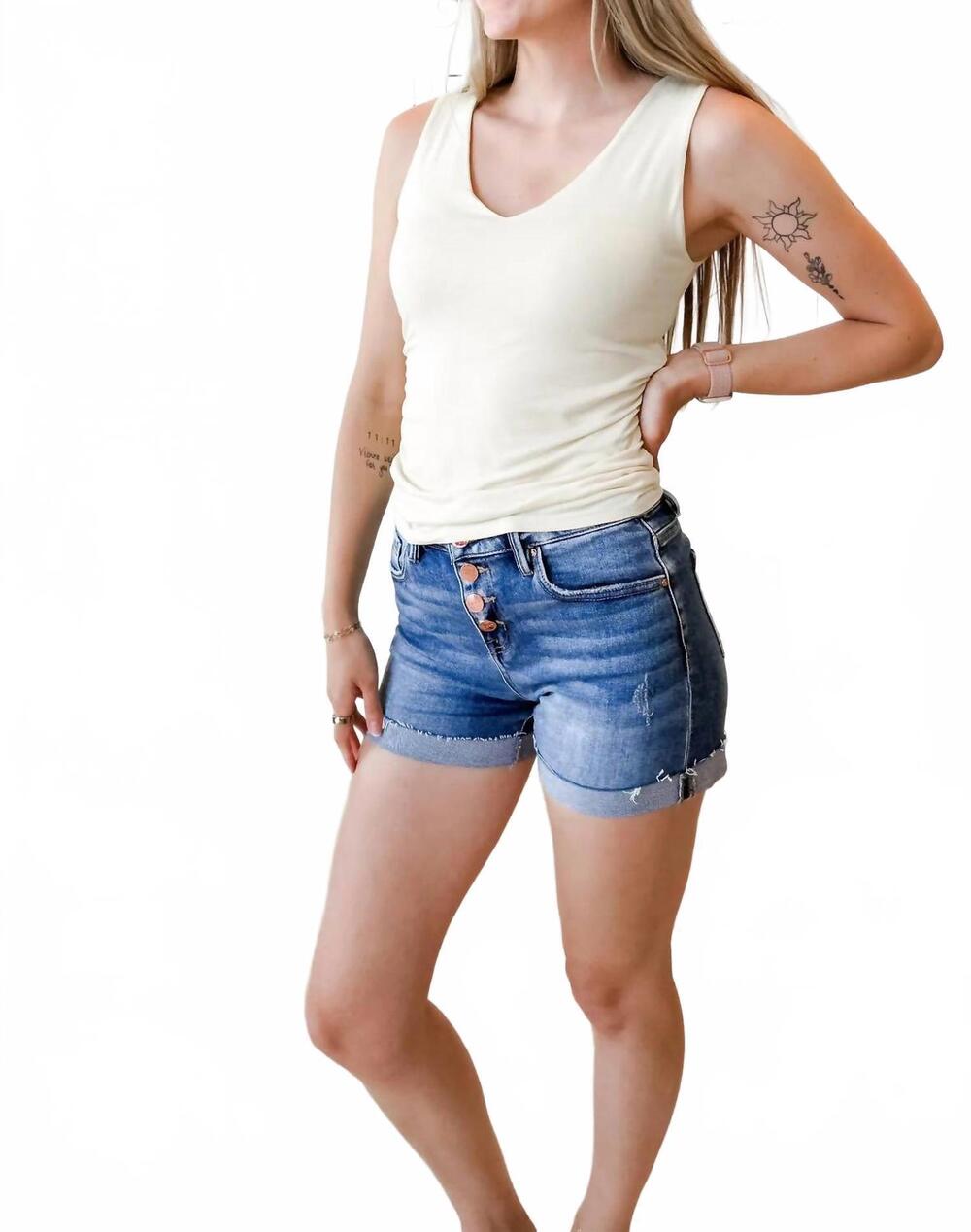 NEW WASABI + MINT dierdra side ruched v-neck tank top in light yellow